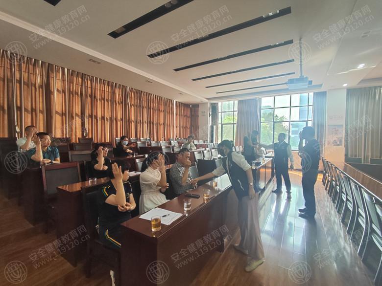 文中图片 文中图片