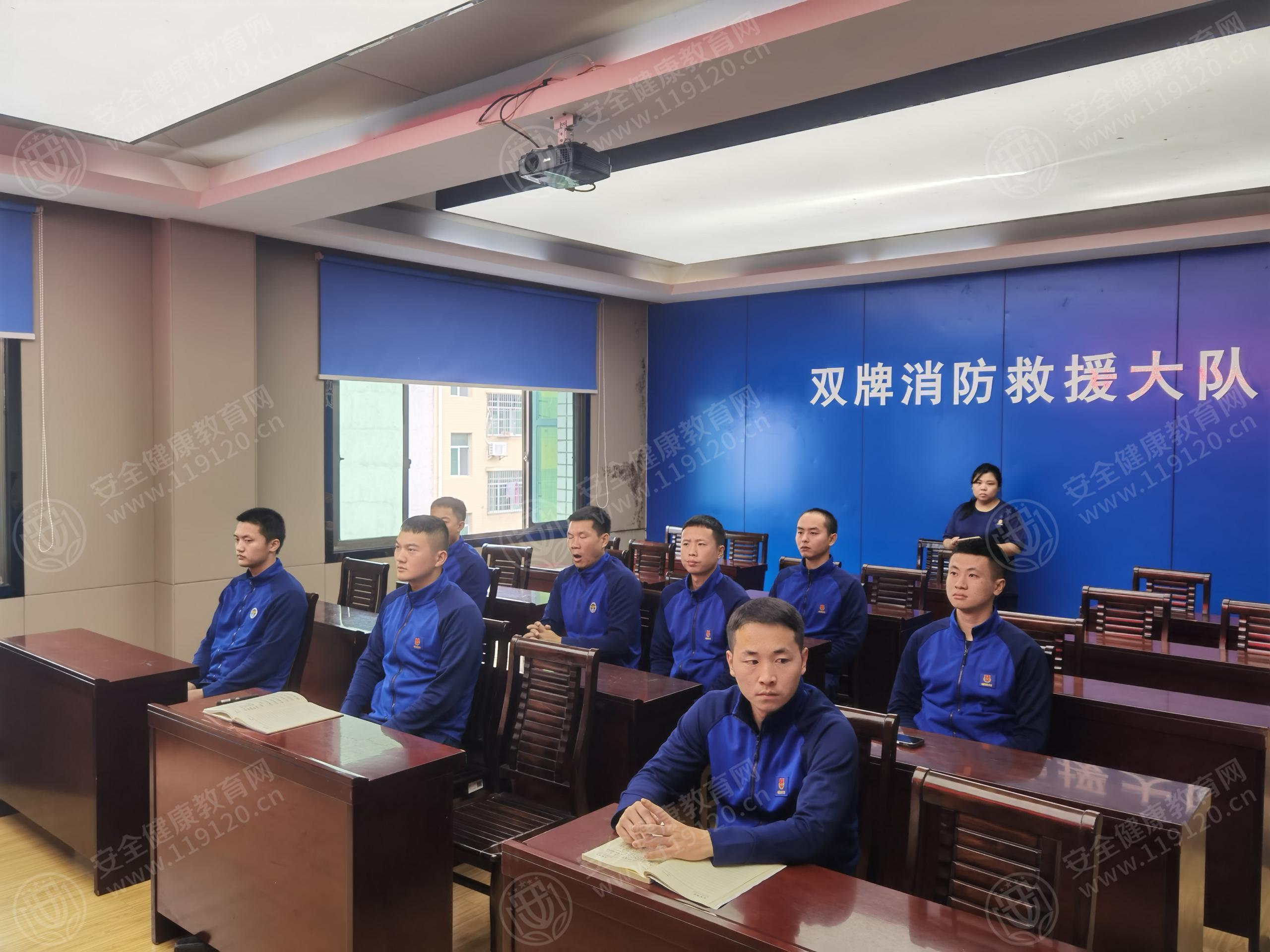 文中图片 文中图片