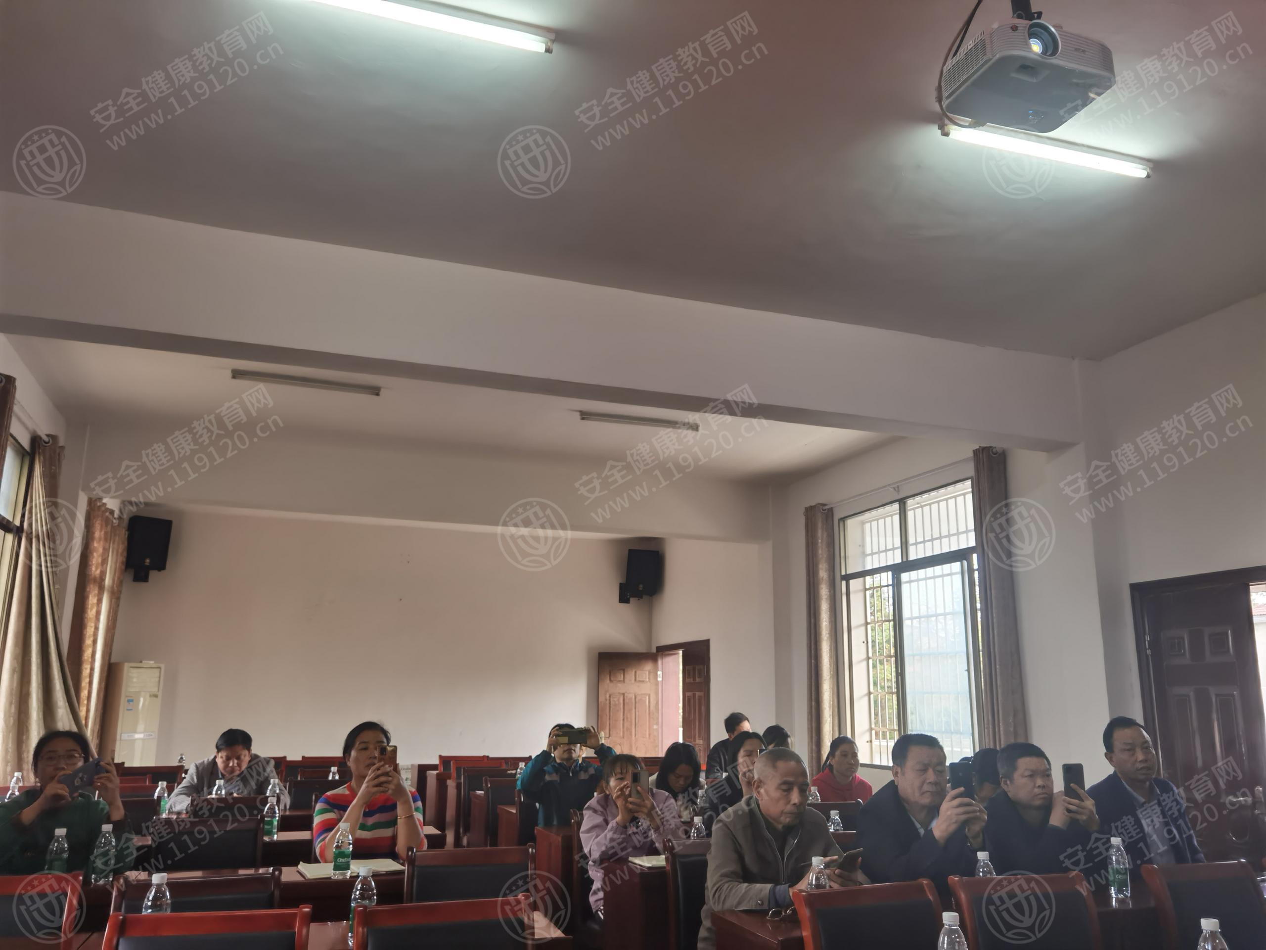 文中图片 文中图片