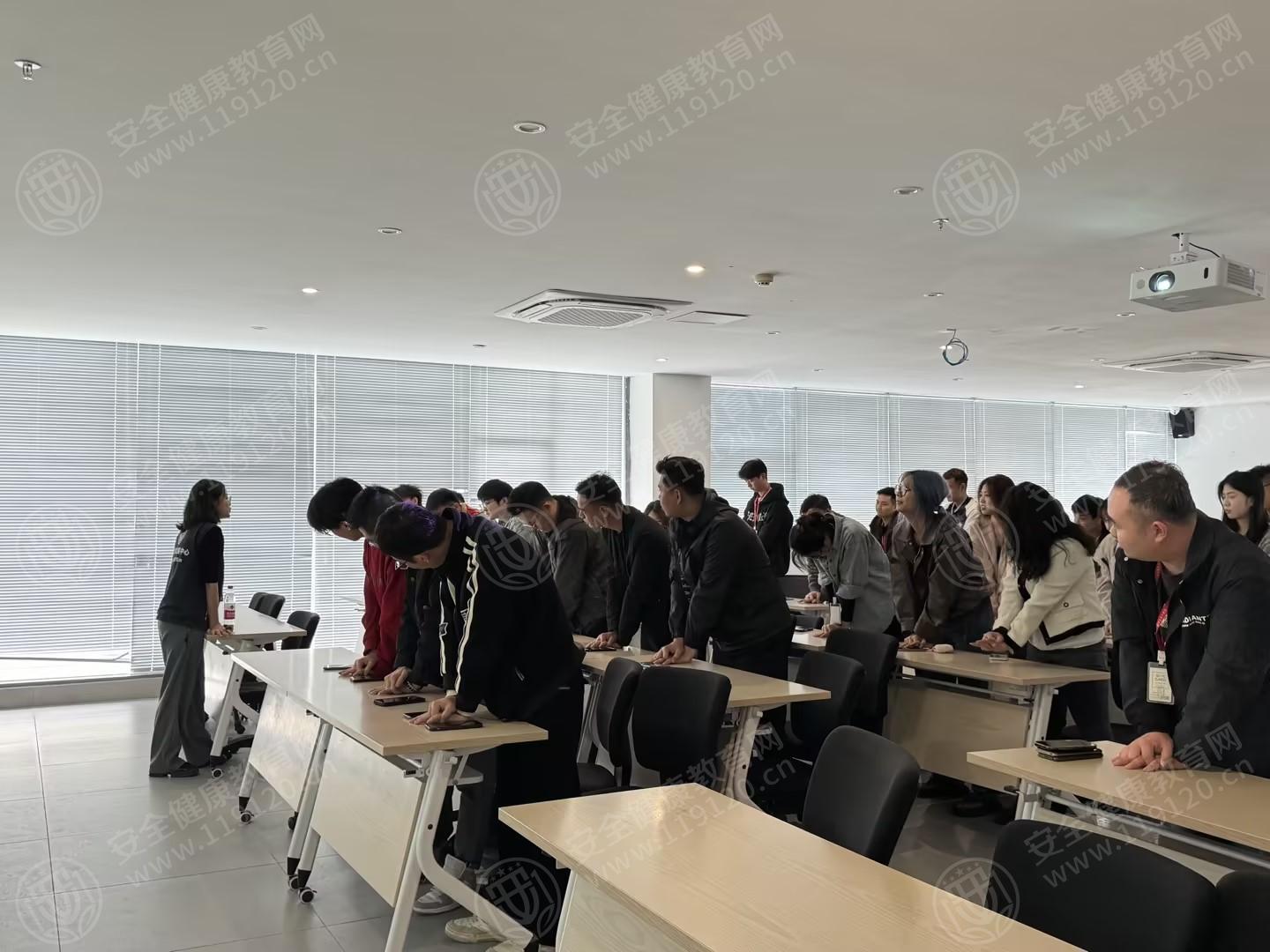 文中图片 文中图片