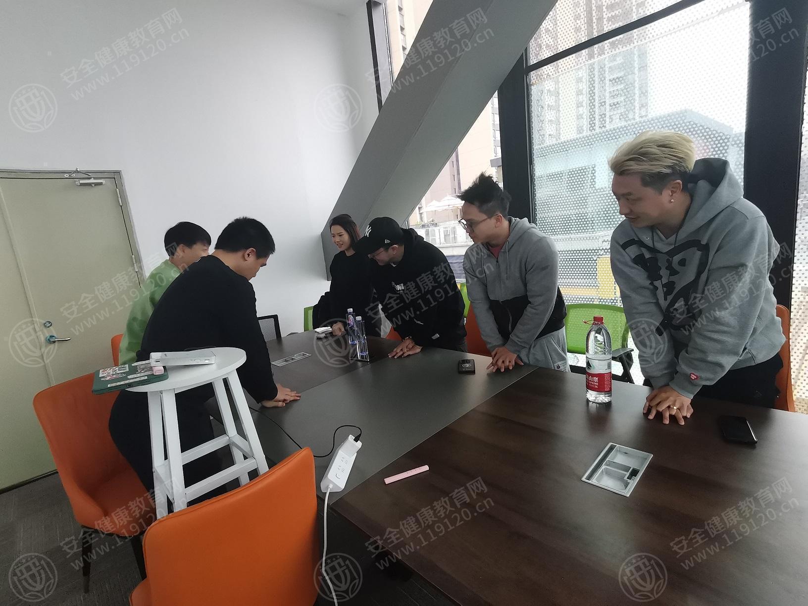 文中图片