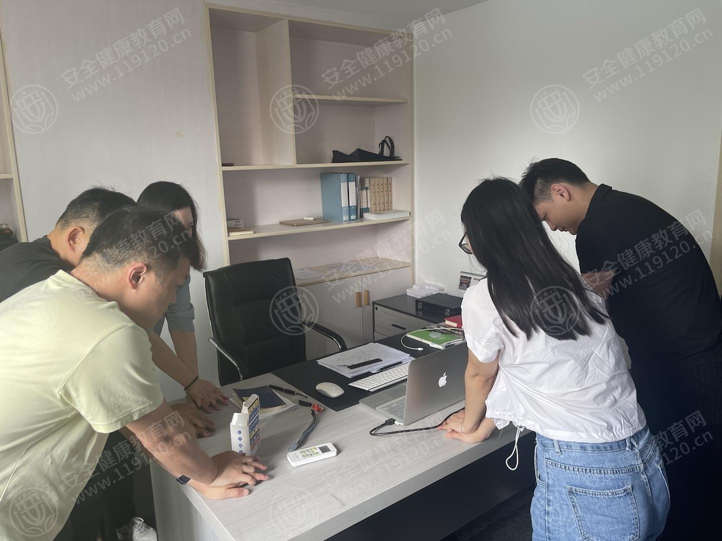 文中图片