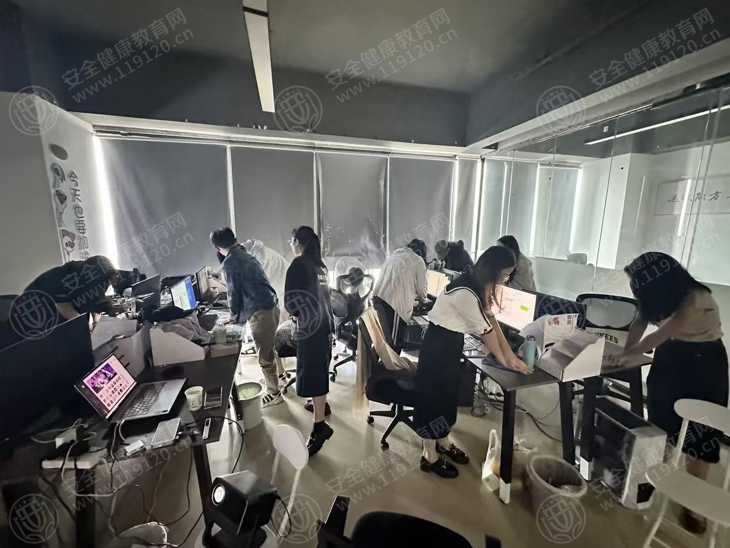 文中图片