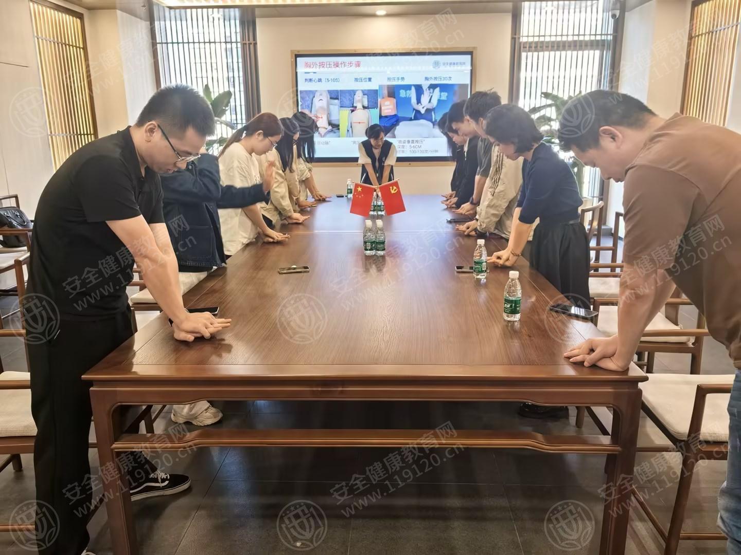 文中图片