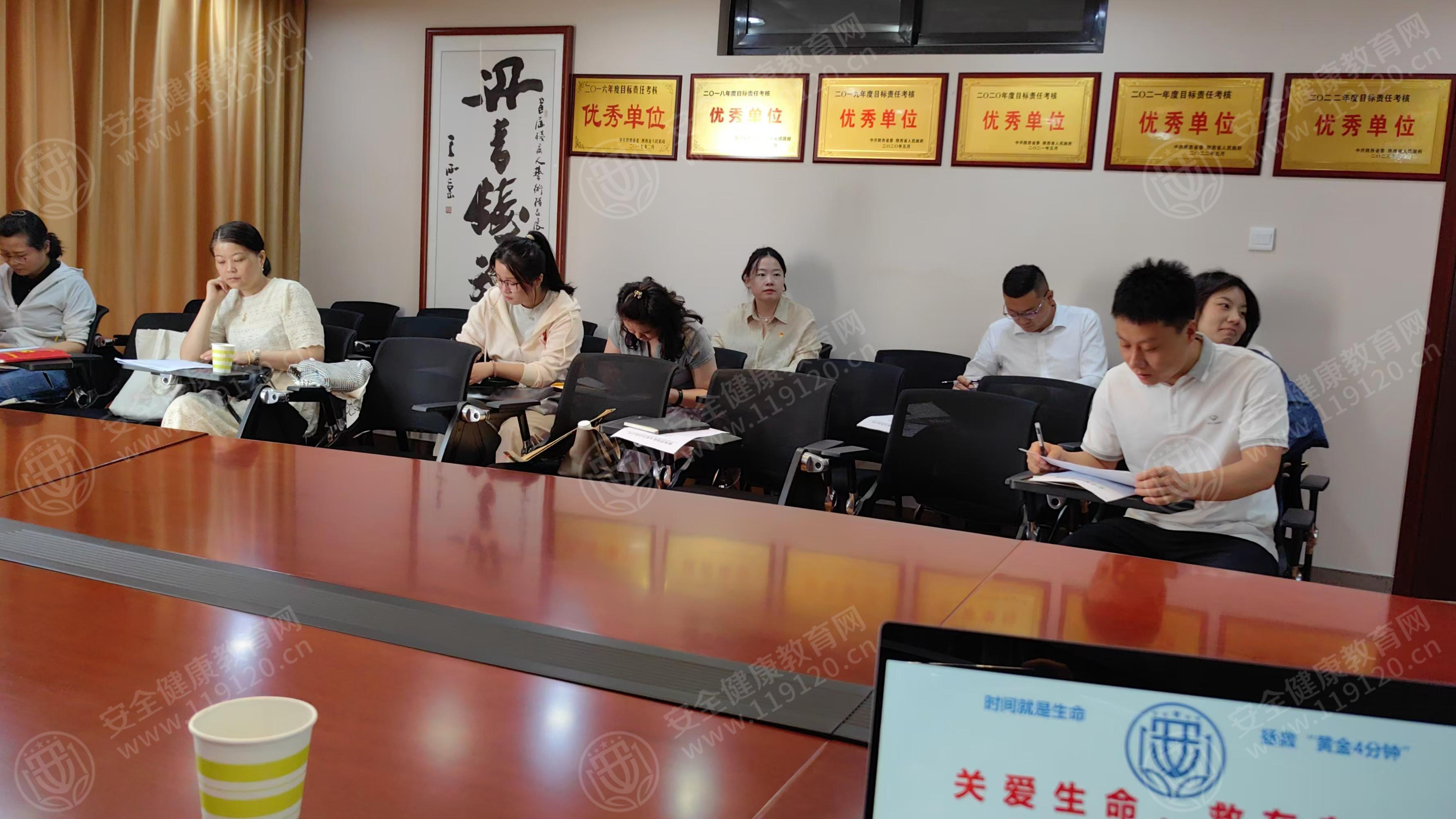 文中图片 文中图片