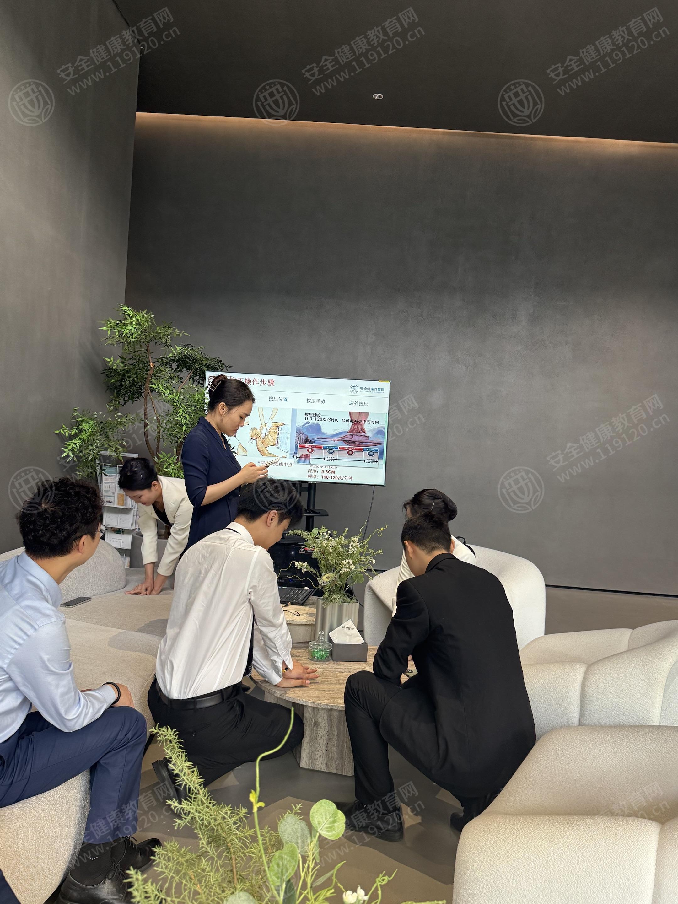 文中图片