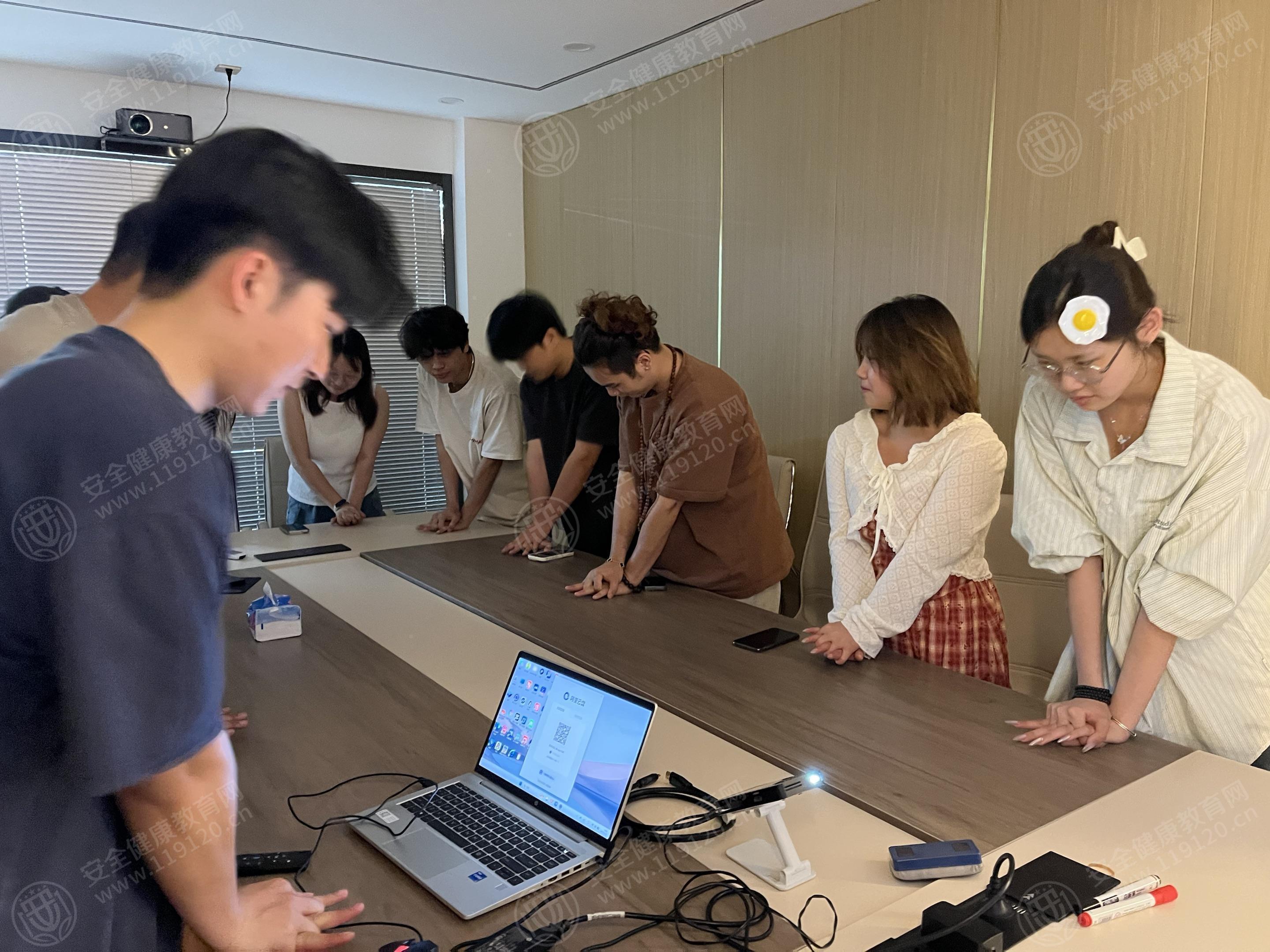 文中图片 文中图片