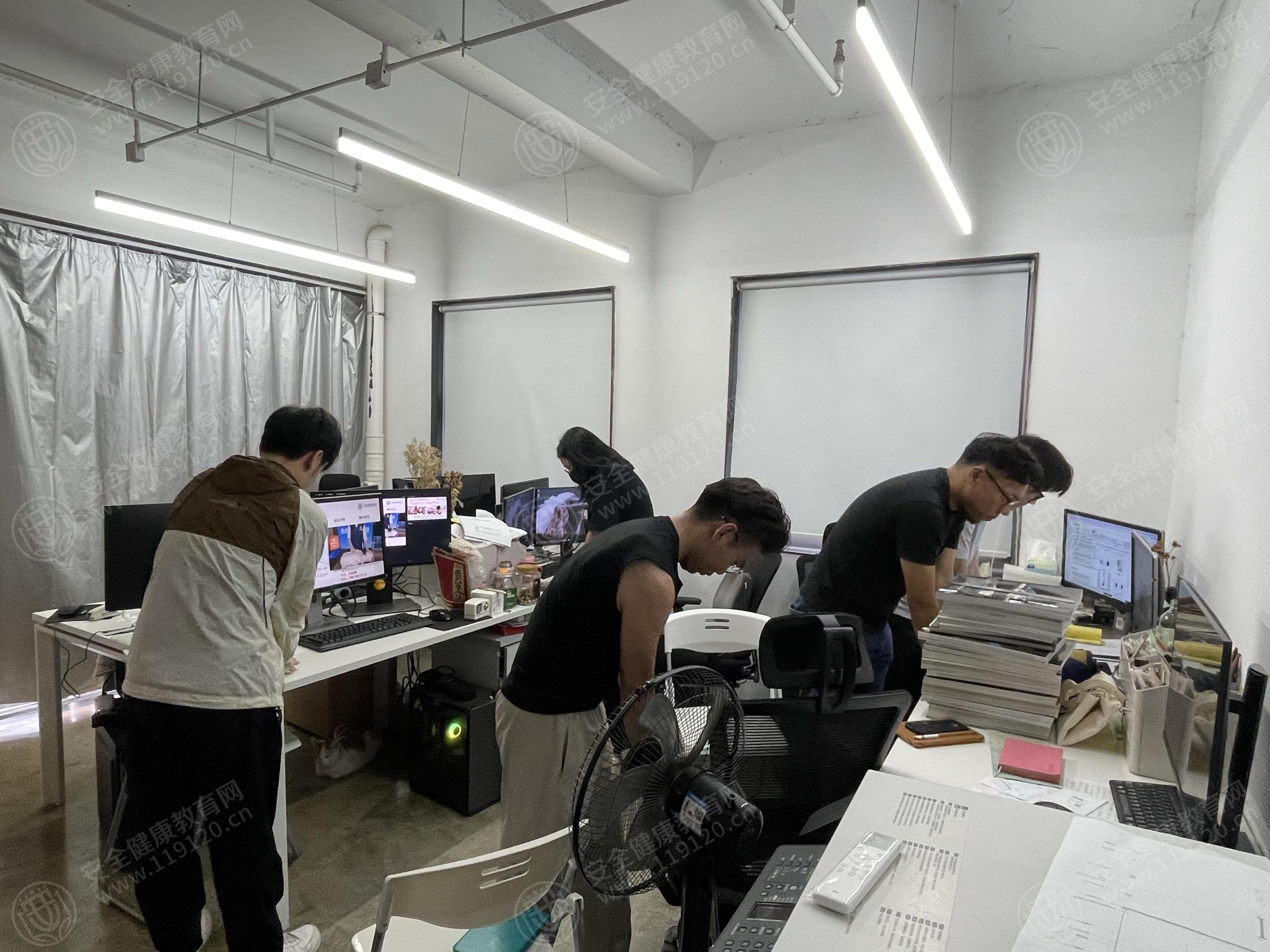 文中图片