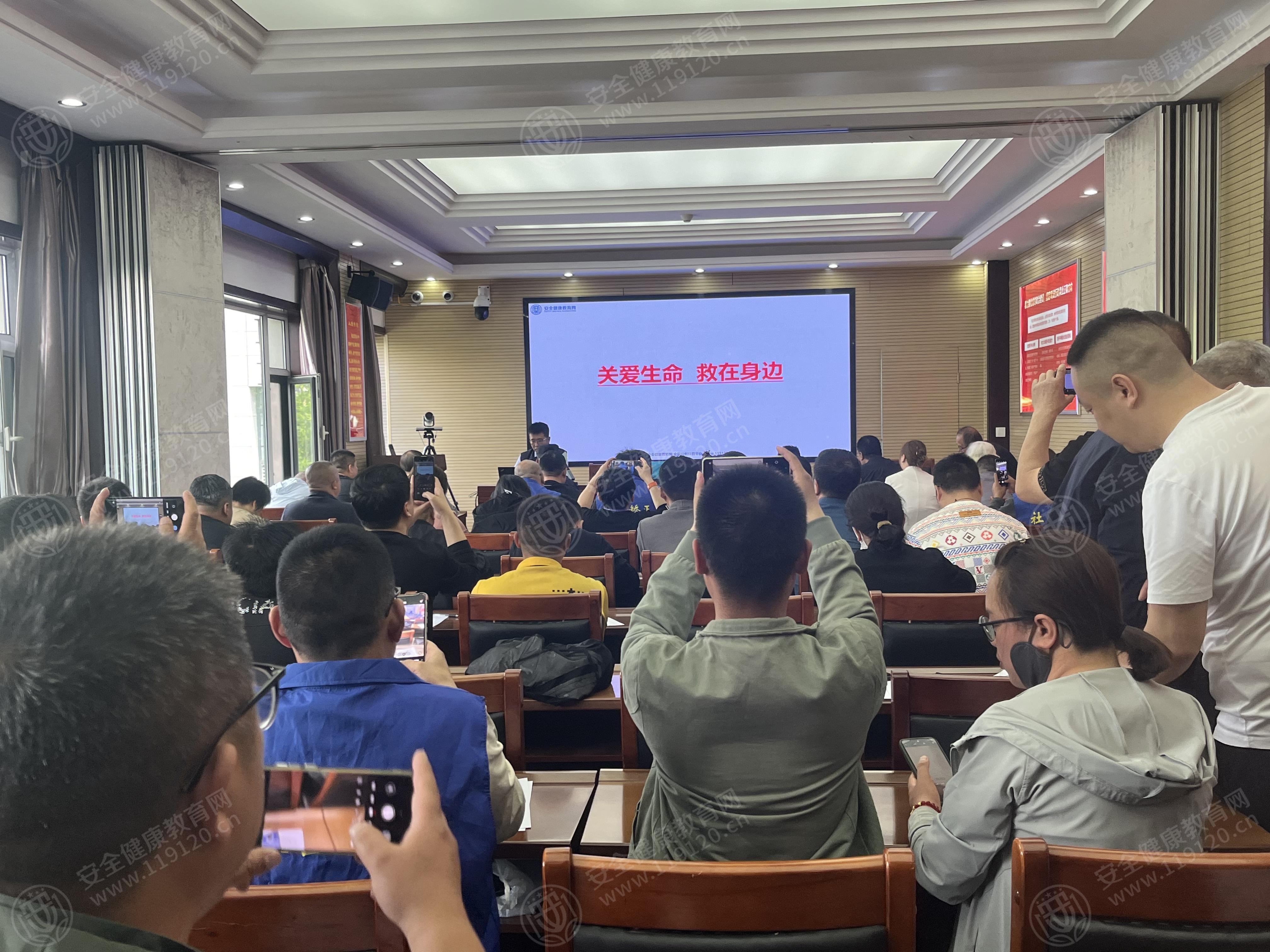文中图片