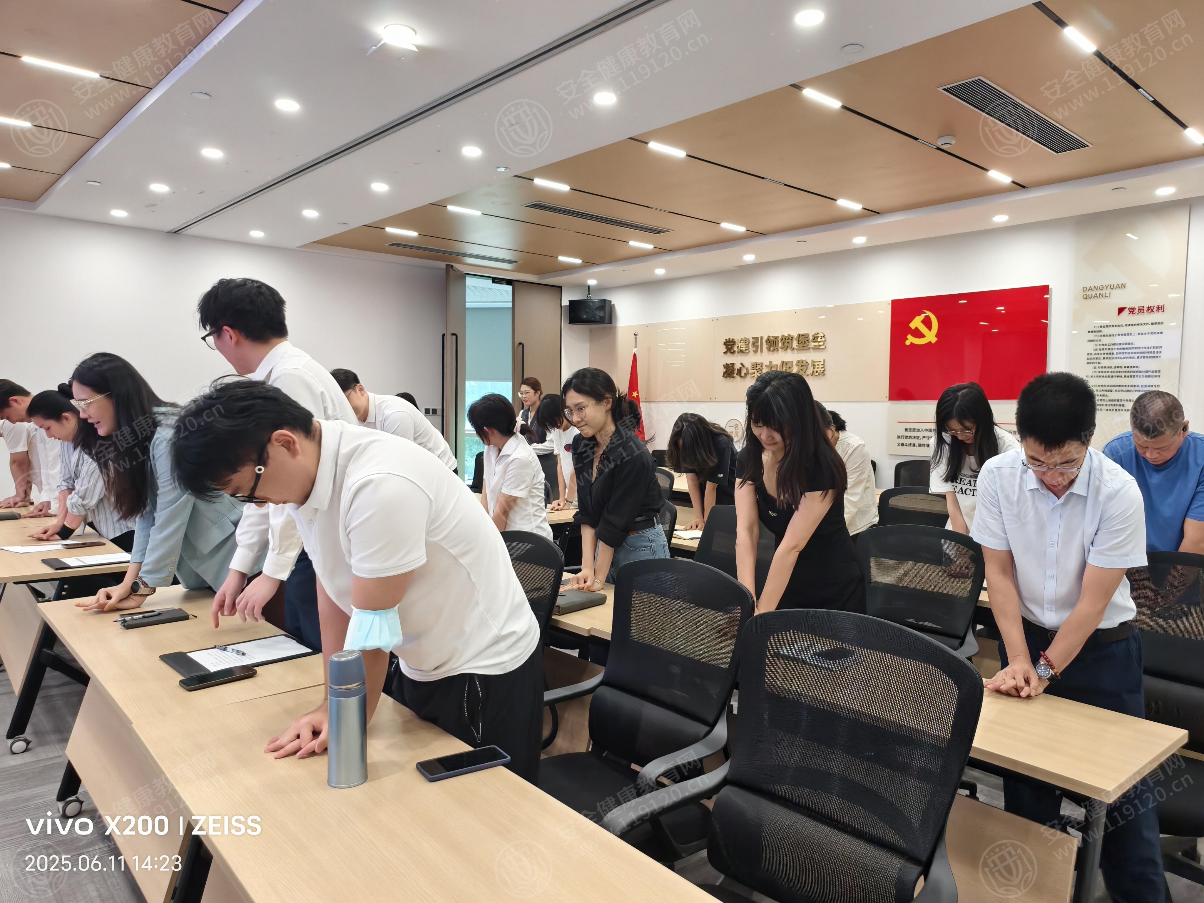 文中图片