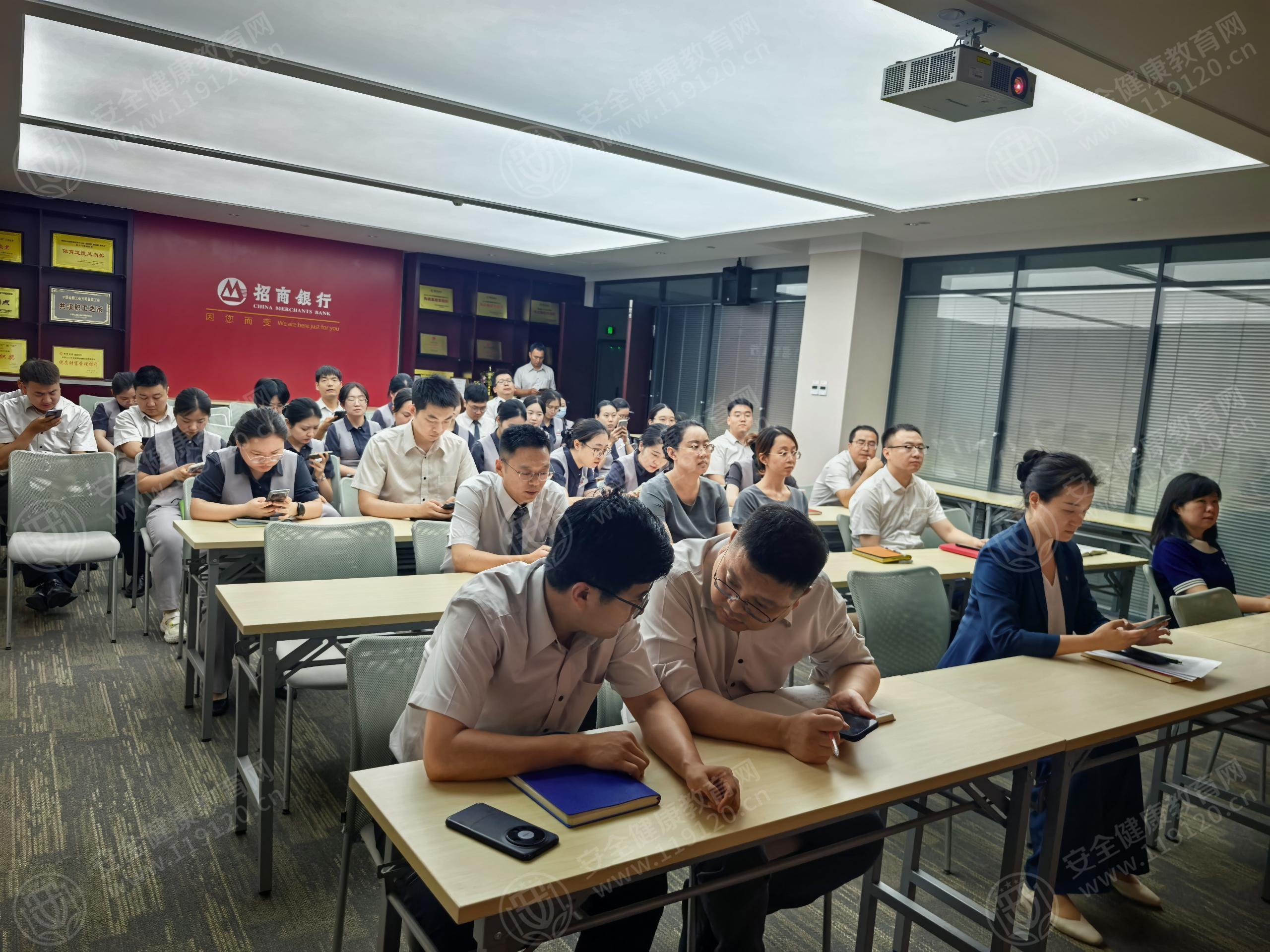文中图片 文中图片