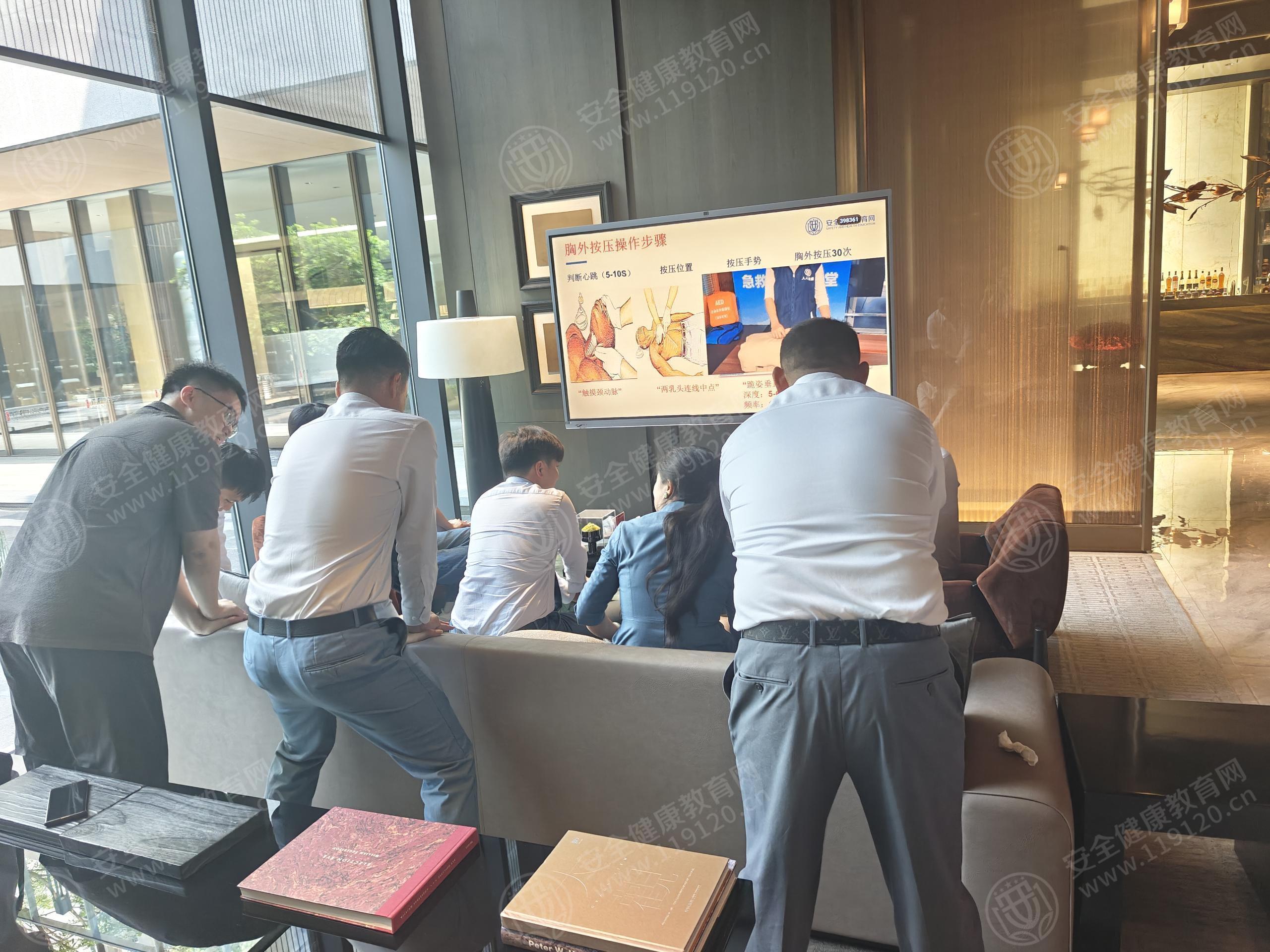 文中图片