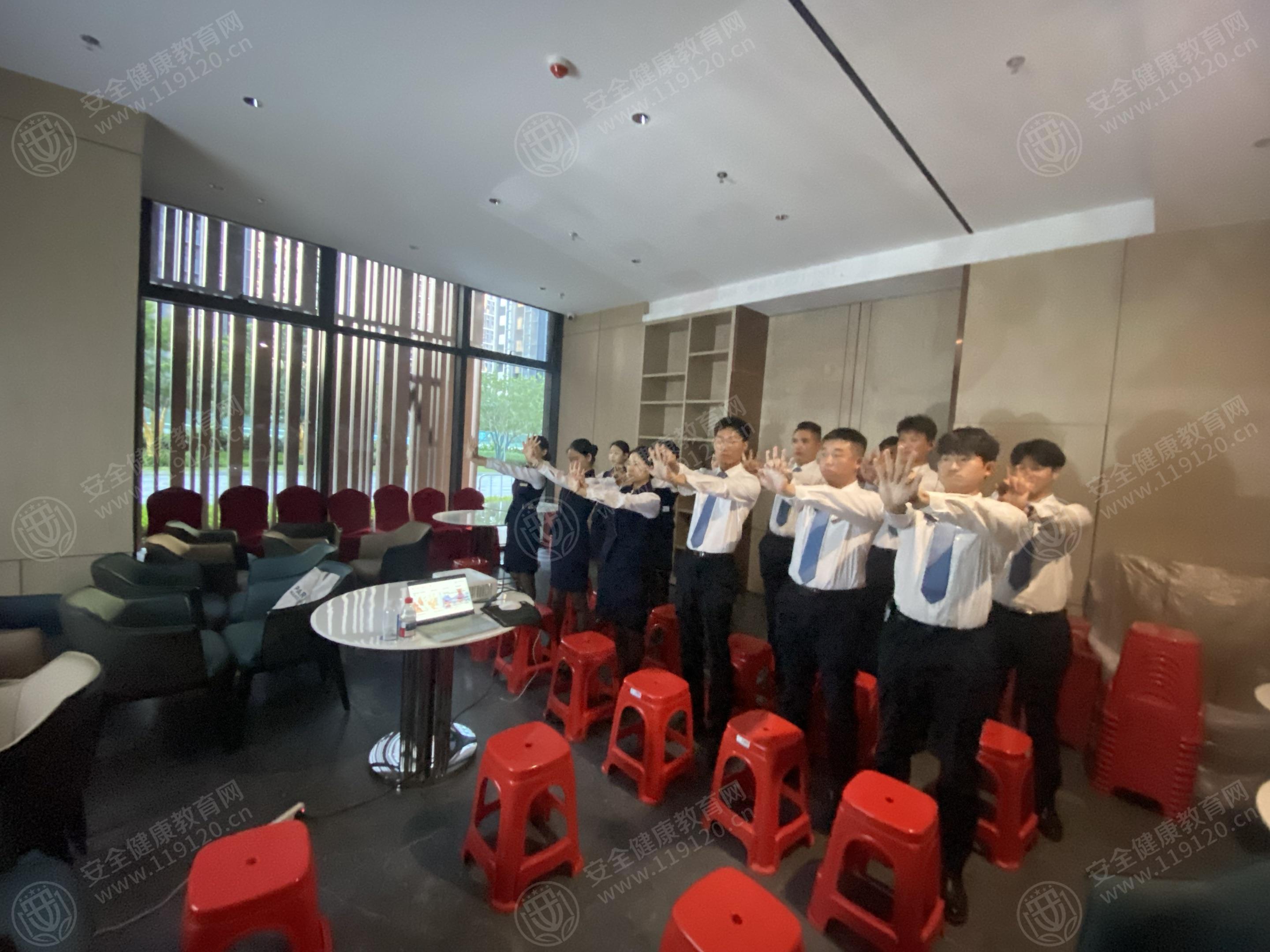 文中图片