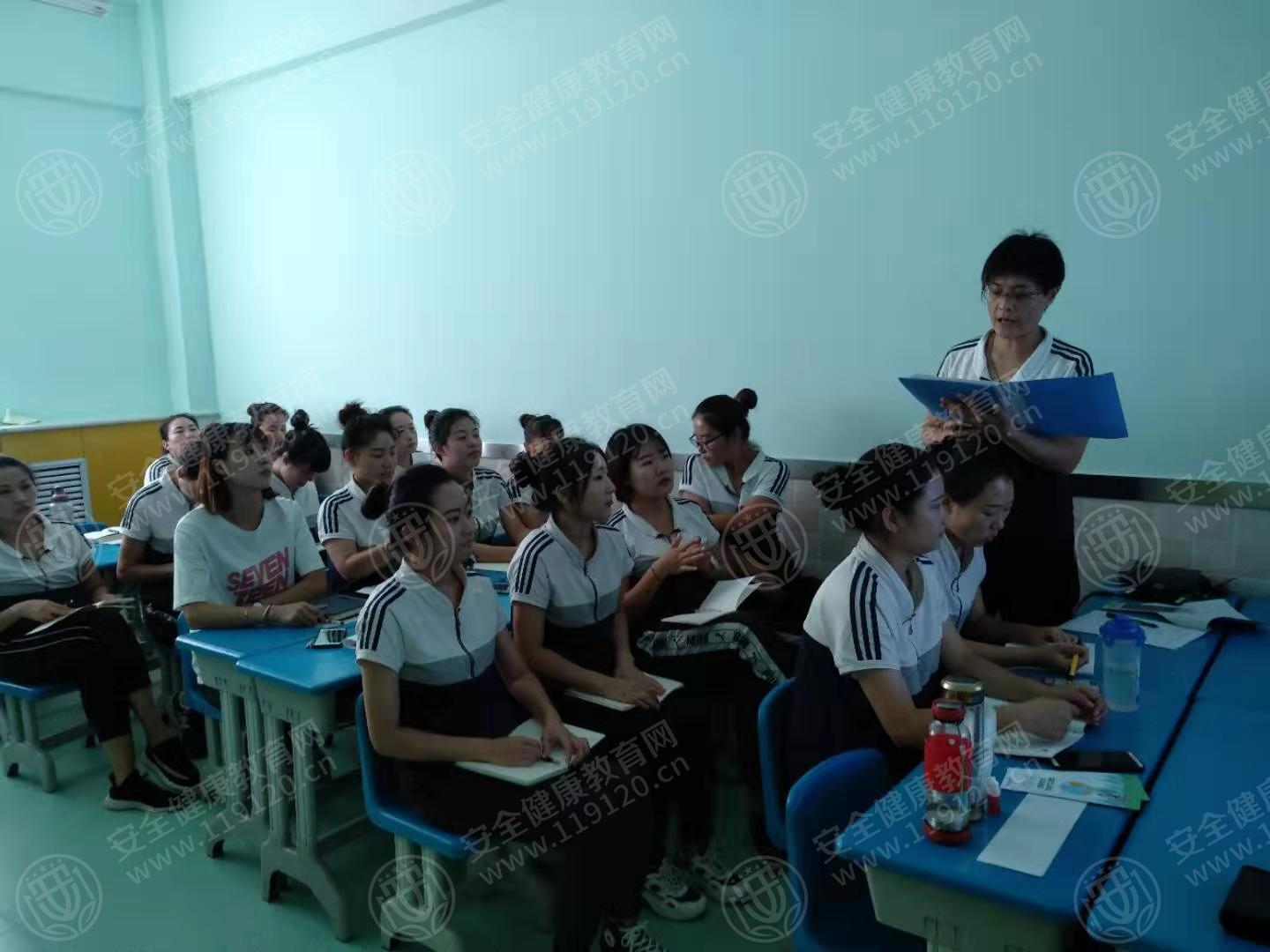 石家庄东兴幼儿园举办健康环保知识公益讲座